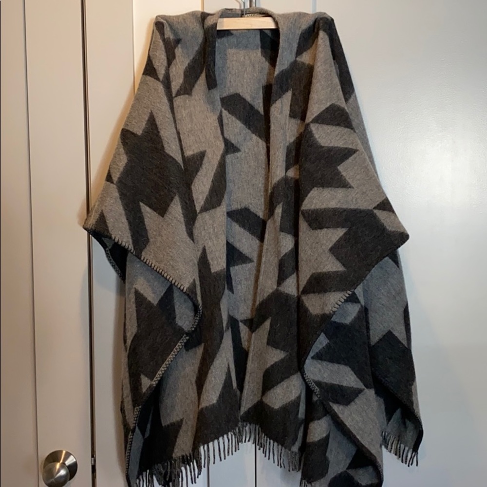 Merino wool shawl / wrap